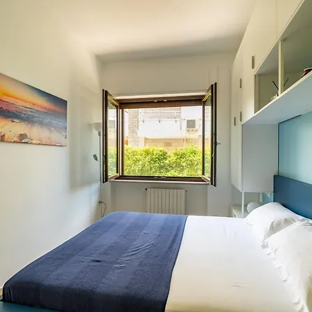 Guesthost - Bright With View! 公寓