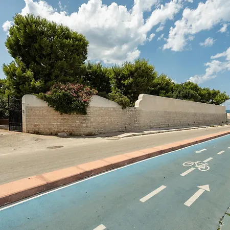 公寓 Guesthost - Bright With View!